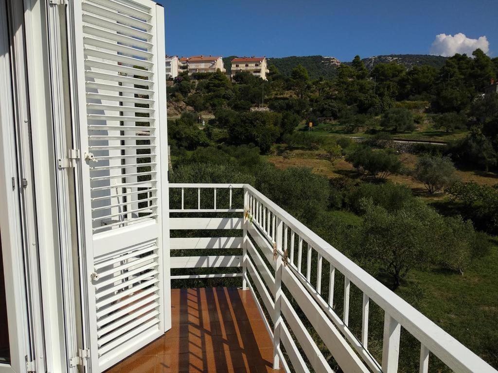 Apartman Franelic Banjol Buitenkant foto